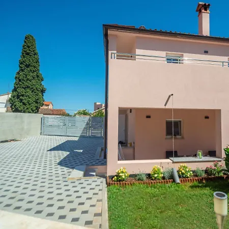 Apartment Nada Pula